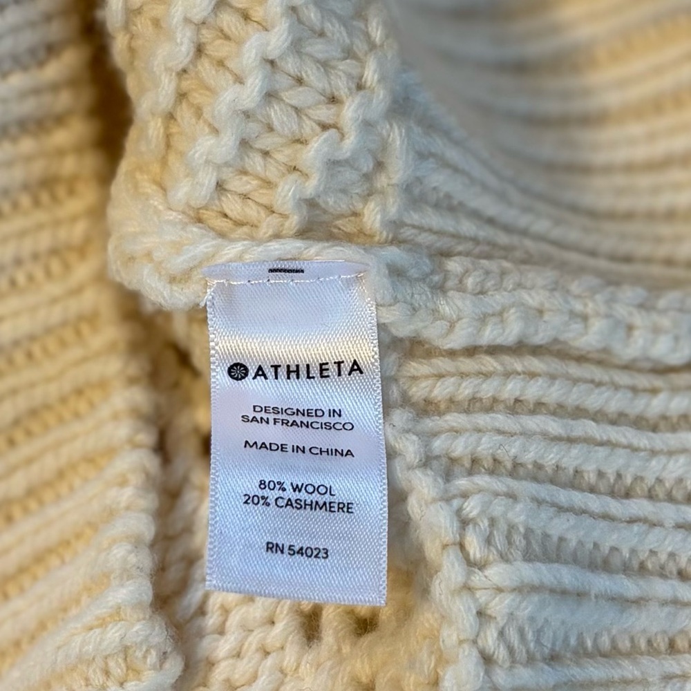 ATHLETA Bedford Chunky Cable Cashmere Wool Turtleneck Sweater – White/Cream, M - Picture 13 of 13